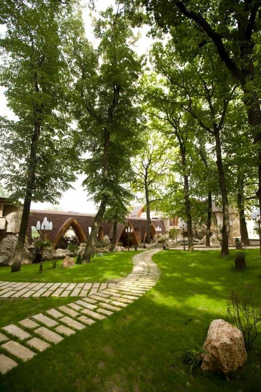 Hotel Restaurant La Castel Iasi Exteriér fotografie